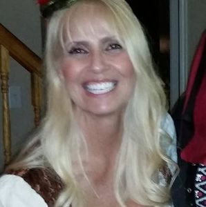 Meet your Posher, Debra